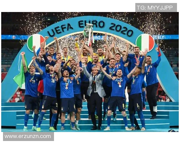 意大利足球明星在点球大战中逆袭夺冠的传奇瞬间回顾