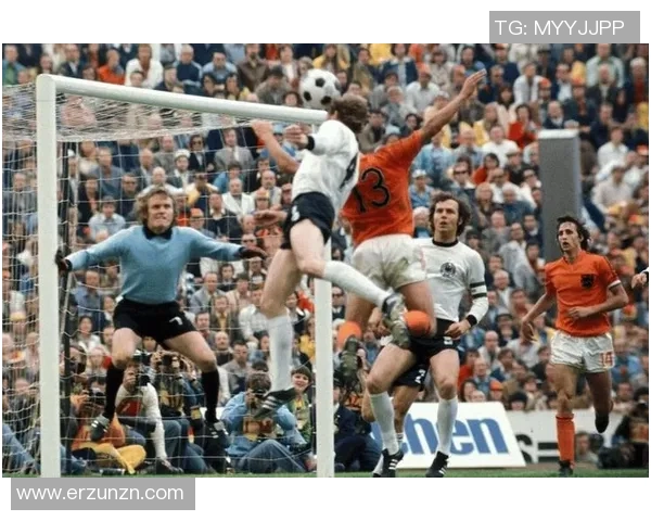 足球明星中的20号传奇球员及其辉煌成就回顾